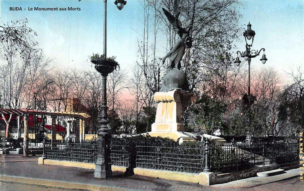 Blida - Monument aux Morts.jpg